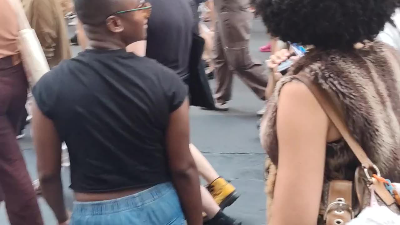 New Yorkers against ICE and ACAB.