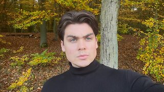 Why attractive men can’t have female friends