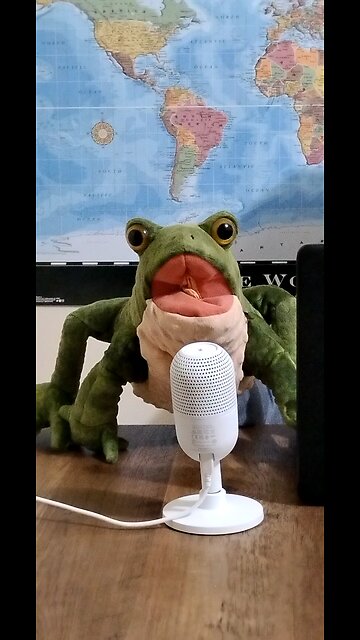 Pierre vs American hating politician Charlie Angus ufc315