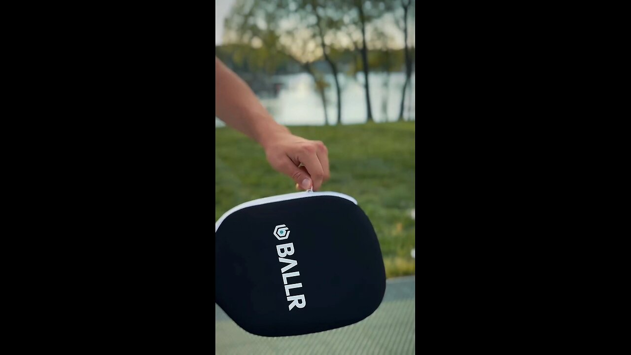 “This Amazon Racket Paddle Is Breaking the Internet! 🔥”#AmazonFinds #shorts #TrendingProducts