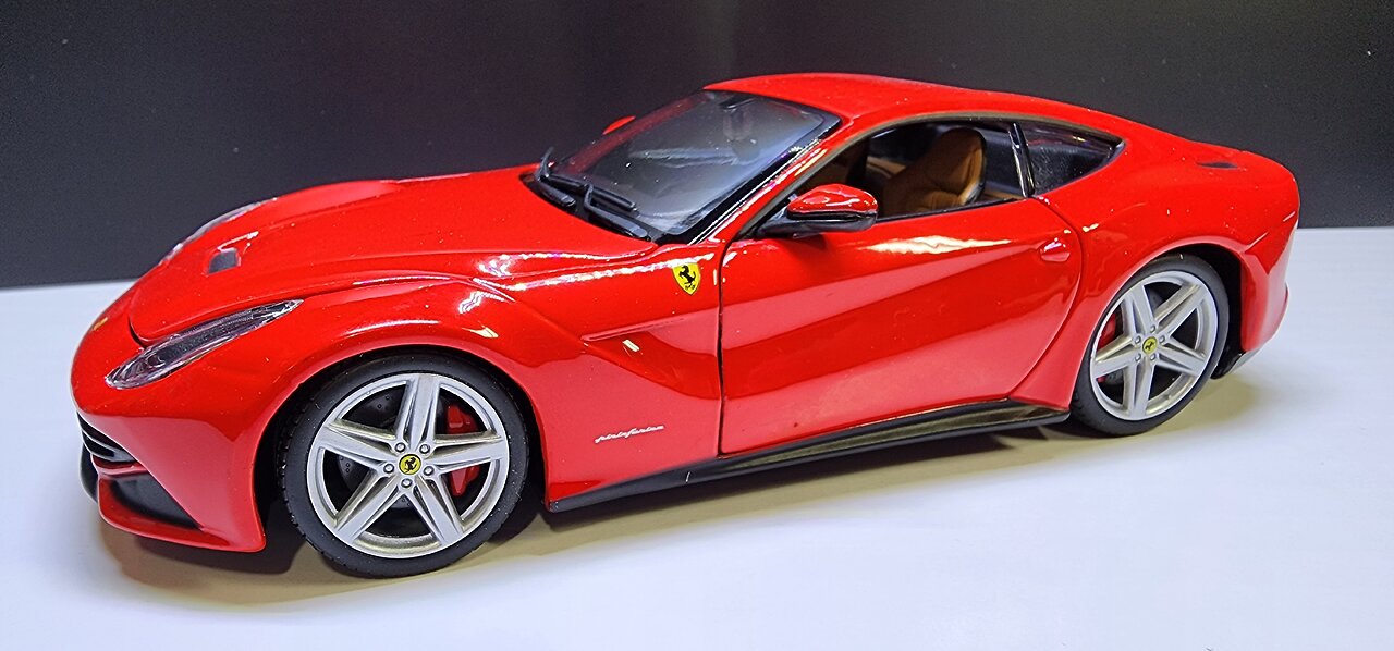 Ferrari F12 Berlinetta (1/24 Scale)