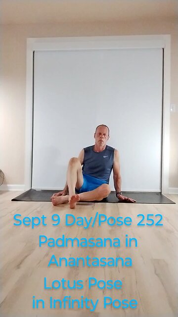 Padmasana in Anantasana / Lotus Pose in Infinity Pose