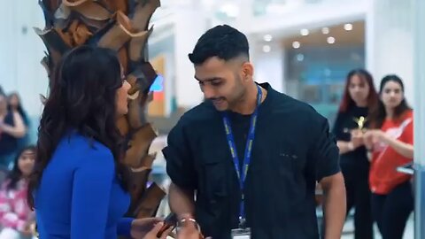 Flash_Mob_at_Dubai_Airport___Mariyam_Kisat___team__Dance__Surprise_Dance__#reels_#bollywood