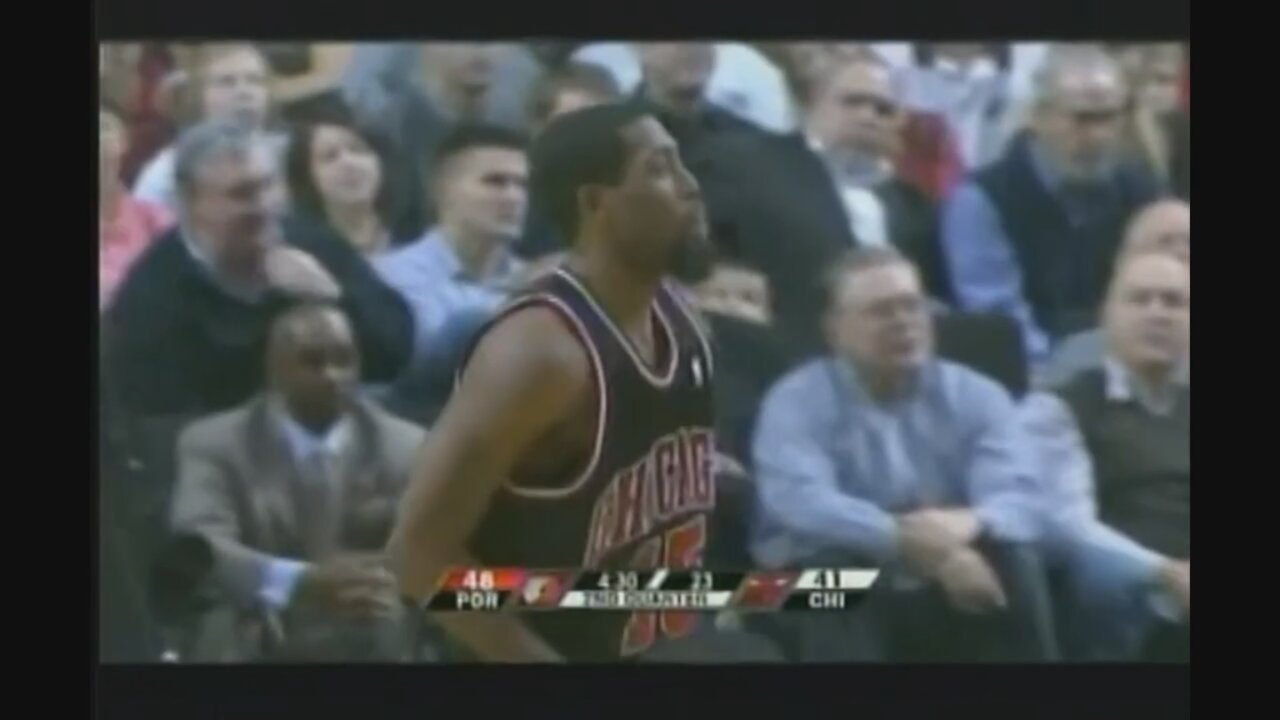 John Salmons 22 Points 3 Ast @ Trail Blazers, 2009-10.