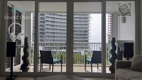 Vacation condo cheap and cheerful HiFi