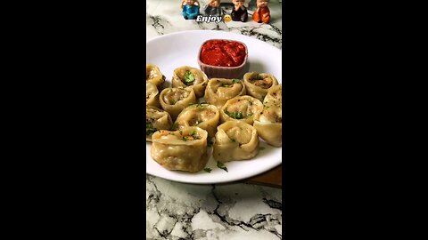 spicy veg momos