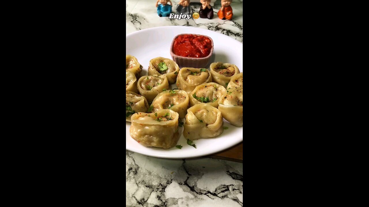 spicy veg momos