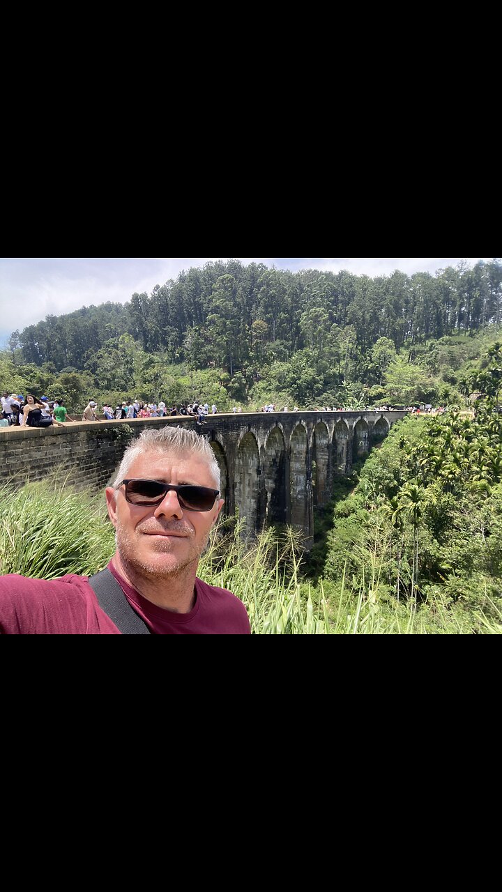 Unforgettable Journeys: Discovering Sri Lanka's Breathtaking Train Rides!