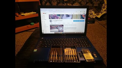 UPGRADING LAPTOP 💻 MEMORY ON ASUS X550CA FROM STOCK 4GB TO 8GB GOES FROM SLOW👩‍🦯 TO FAST 🏃‍♀️GREAT 💚