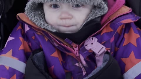 “Say Mama”… Baby Kayla Says “Papa” 😂👶🗣️