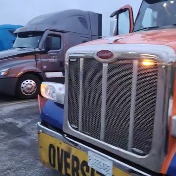 GOOD MORNIN MERICA HOW ARE YA #ourtruckinglife #reallifetruckers #truckdriver #atruckerslife