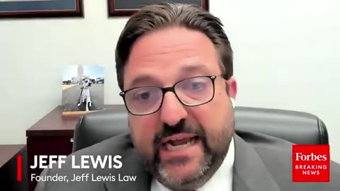 How Strong Is Kim Davis' Argument For Asking SCOTUS To Overturn Gay Marriage? Attorney Weighs In