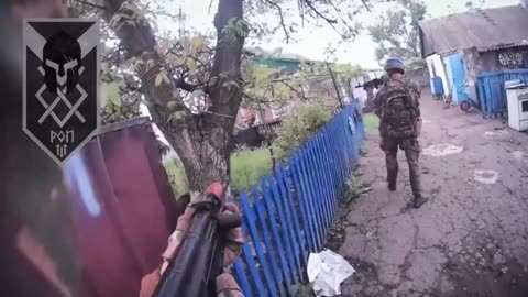 🛡️🚶 Ukraine Russia War | UA Soldiers Clear Novoselivka with BTR-4E | RCF