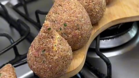 Kibe em forma de coxinha