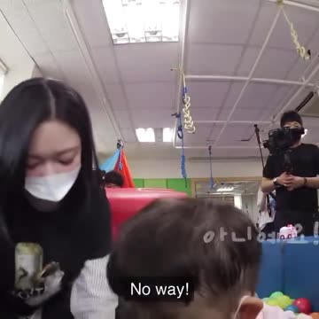 twice jeongyeon kpop 2025