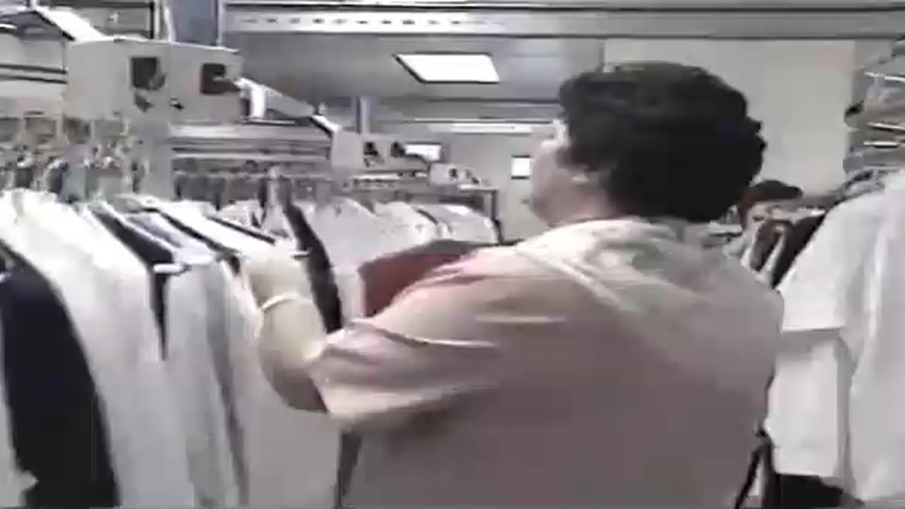 Australians Protested World Economic Forum in 2000!