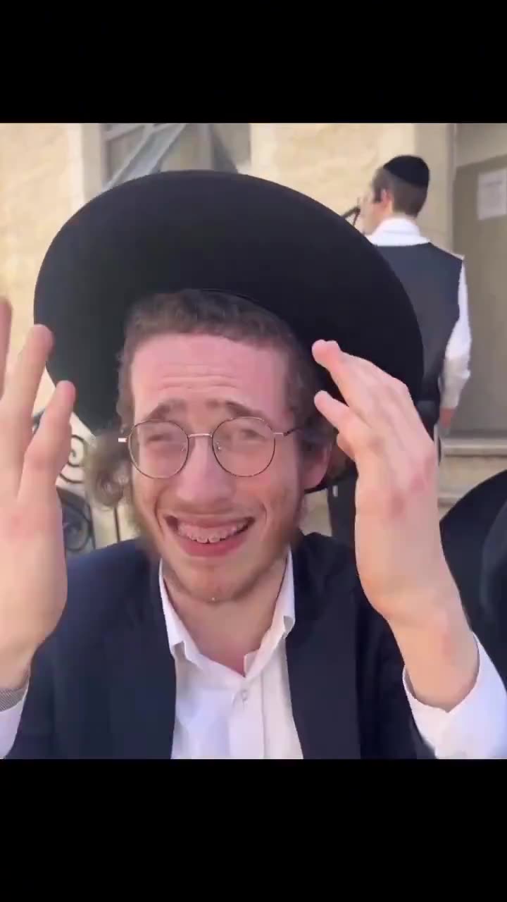 Can anyone translate this video