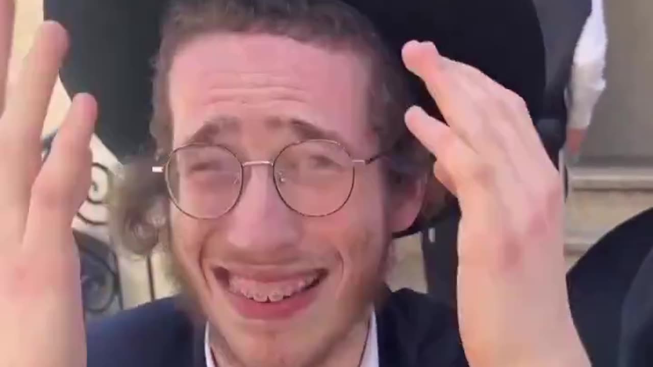 Can anyone translate this video