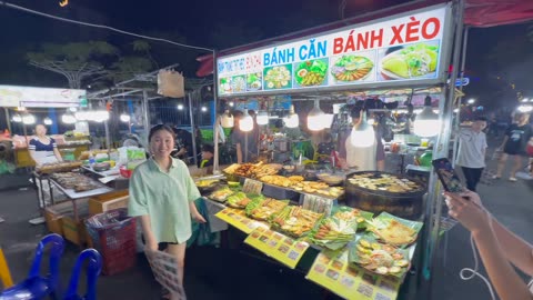 Son Tra Night Market in Da Nang, Vietnam