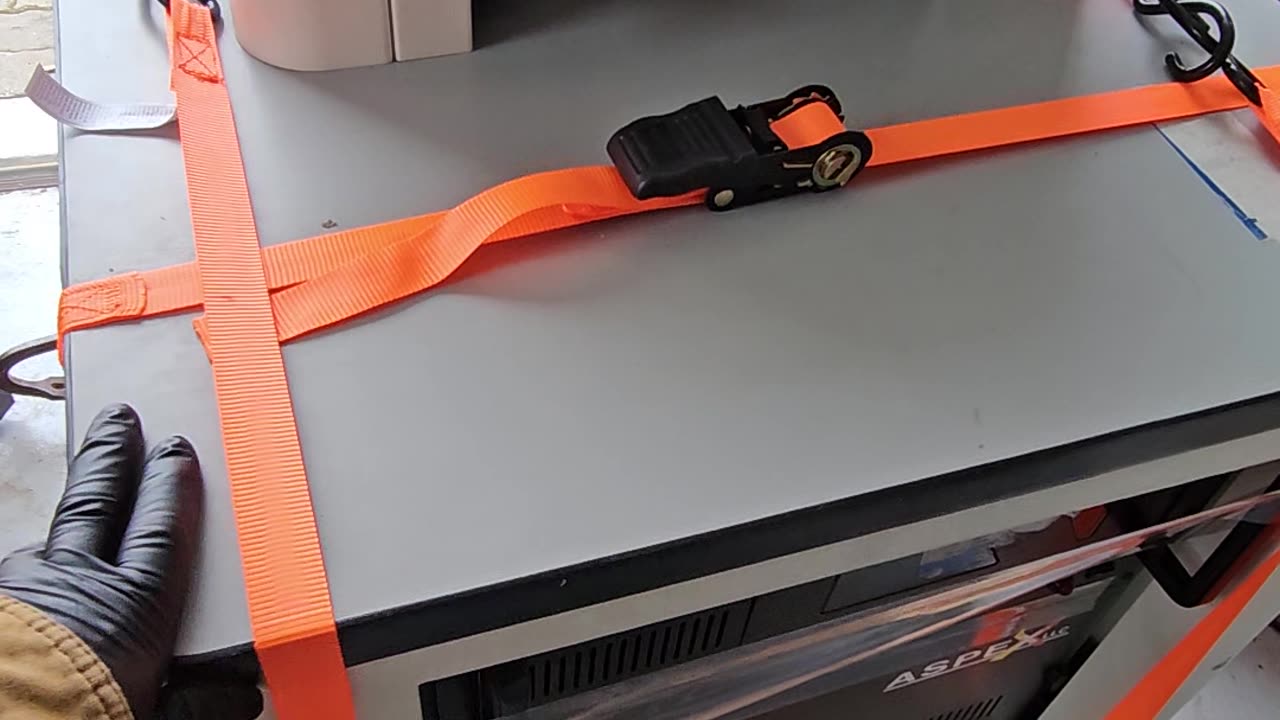 How To Ship A Scanning Electron Microscope (SEM)