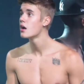 🎤💜 "Who Could Resist Justin Bieber at His Peak? 😍 | Ultimate Throwback"