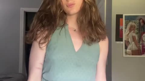Look to this way of this tgirl