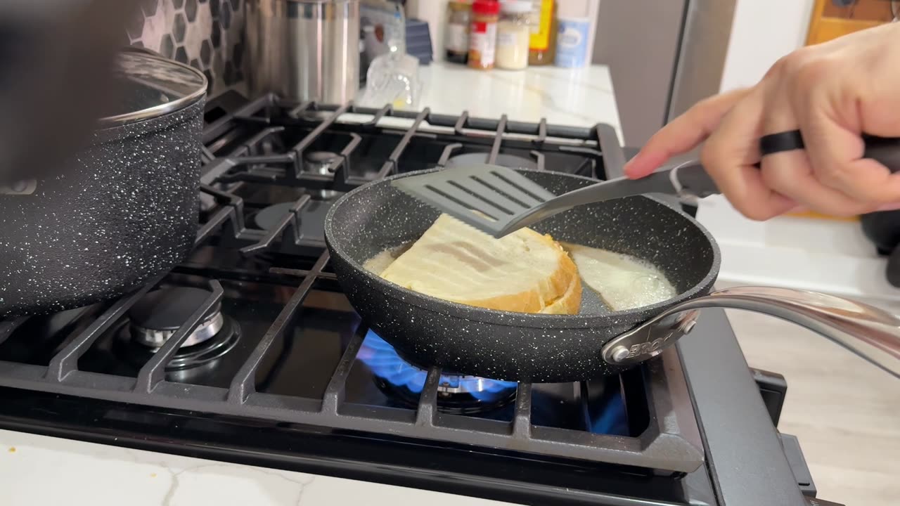 MEGA GRILLED CHEESE