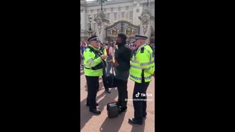 PREACHING THE GOSPEL NOW A CRIME IN MODERN LONDON？