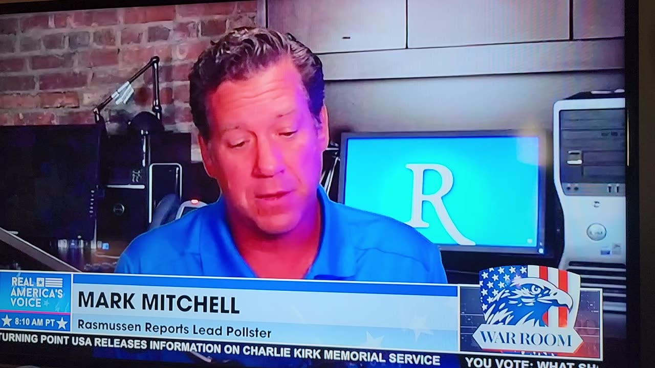 Rasmussen's Mark Mitchell explains the Reddit vs TheDonald Battle