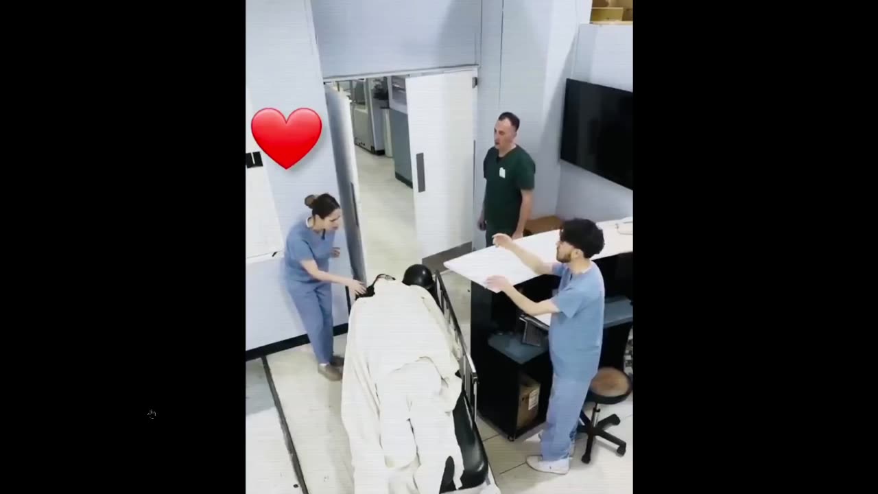 Is this the DUMBEST way to propose to a woman? What is wrong with him?