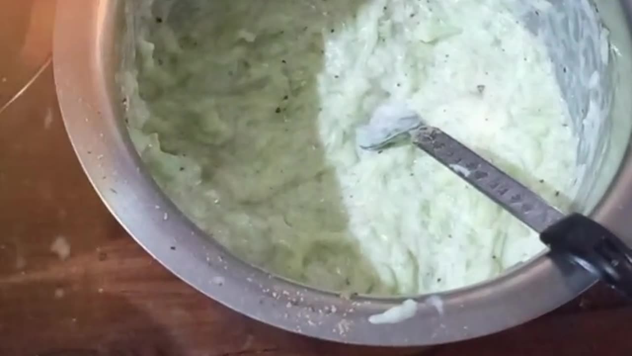 Cucumber Mayo Tomato Sandwich