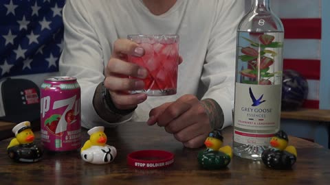 Marvin Gunter - Grey Goose Strawberry Lemongrass Vodka & 7-Up Endless Summer