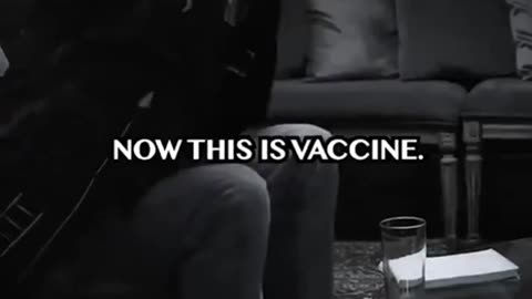 “世界揭露4_17”世界知名心理學專家暨加拿大多倫多大學心理學教授 Jordan Peterson公開回應採訪節目主持人，數十億人接受了實驗性注射（新冠疫苗），但這並不是真正的疫苗！！