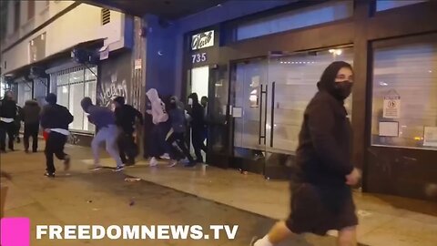 LA police crash-tackle fleeing looters as law enforcement fights to take back control of city