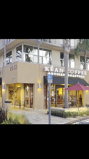 We are at Kean's Coffee!