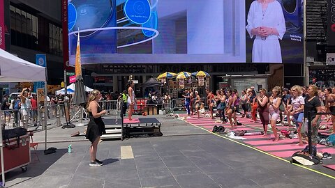 2025 Solstice in Times Square: Mind of Madness Yoga (Manhattan) 3