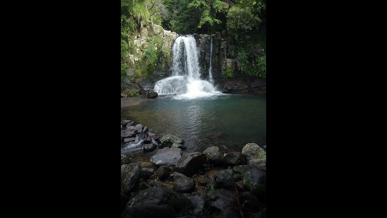 Relaxing Water Noise And Waterfall