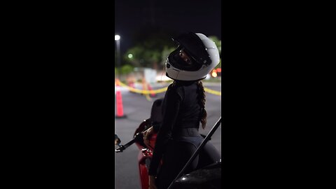 Molto Bello 😅 Culito 🤐