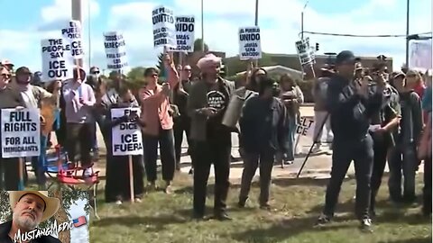 BREAKING NEWS:📣 The Democrats are protesting @ICEgov in Chicago. And we are protesting back!