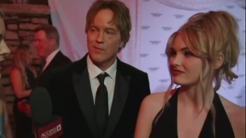 Danielynn wears mom's (Anna Nicole smith) dress to gala