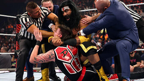 Veer Mahaan sends Dominik Mysterio away from their match on a stretcher: Raw,April 11, 2022 @wwefree