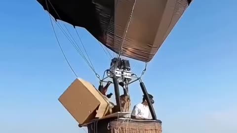 Insane Skydiving Tricks You Won’t Believe!