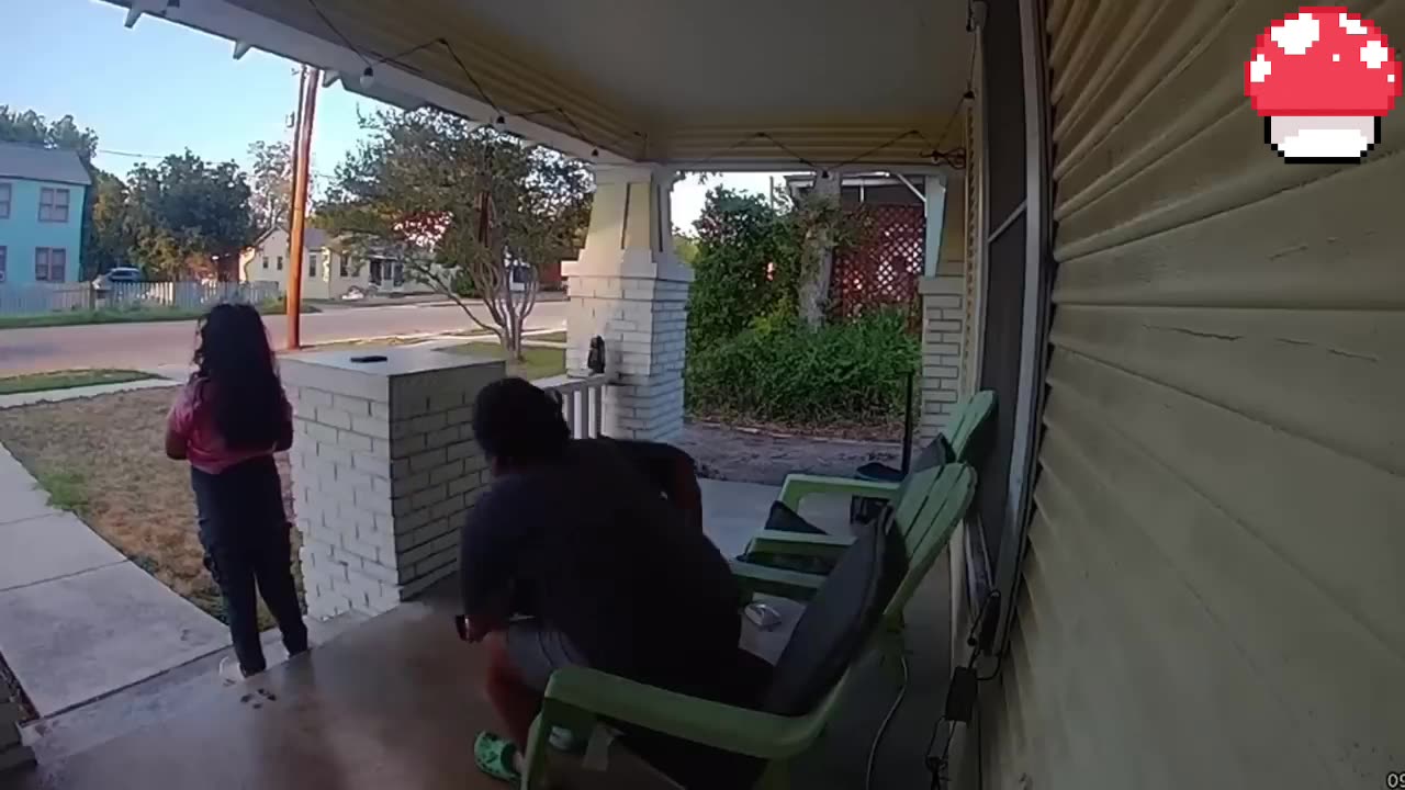 Toddler’s Inner Thoughts: “I Run This House”