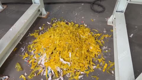 GD5 Twin-Shaft Shredder for Plastic Bags Test!