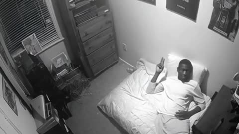 What’s going on in that room? 😨