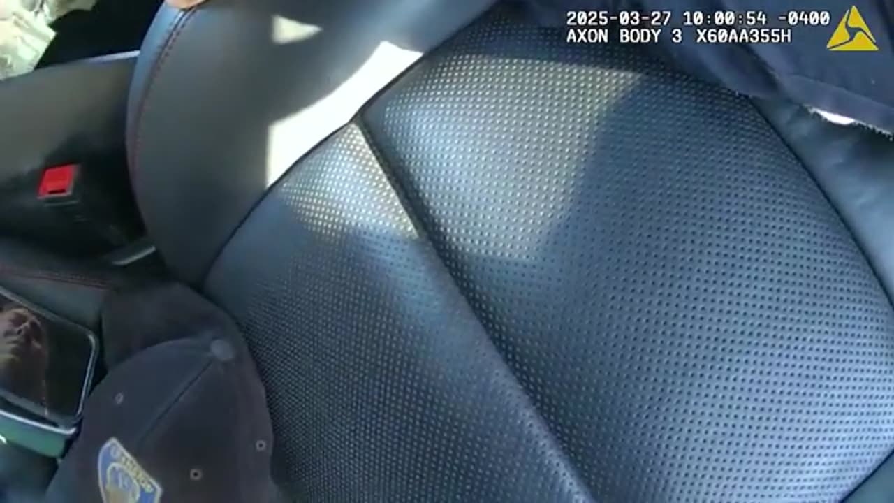 Cocaine Trafficker Realizes Police Found Everything
