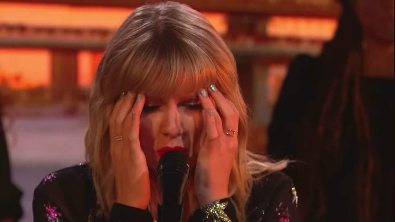 Taylor Swift - the archer ( Live from BBC1 Live Lounge)