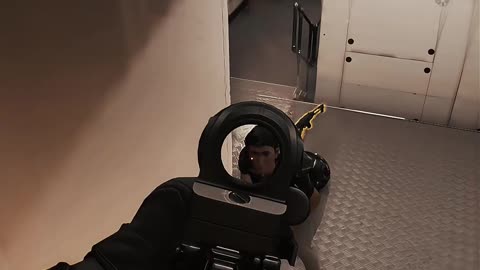 Incursão solo e prendemos Sah'id bin Khalid, filho de um oligarca do Catar