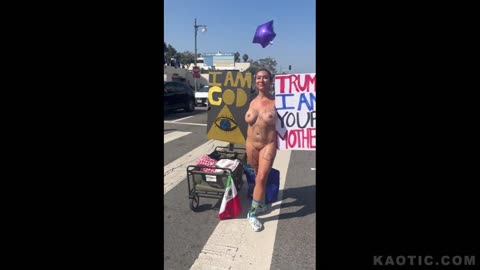 Naked Lady in LA ICE Riots