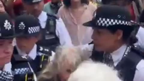 Over 20 British police officers arrested two 90 year old women, some of them wearing hijabs